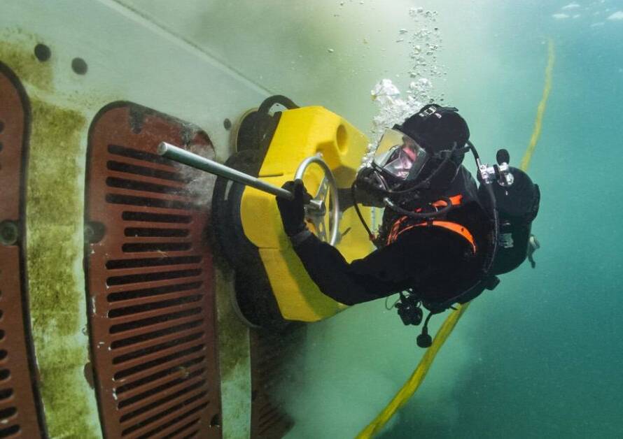 The Role of Hull Cleaning in Preventing Marine Invasive Species